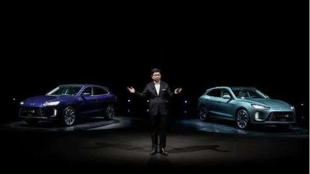 剛訂車就成絕版 華為汽車業(yè)務(wù)為何一再不順？